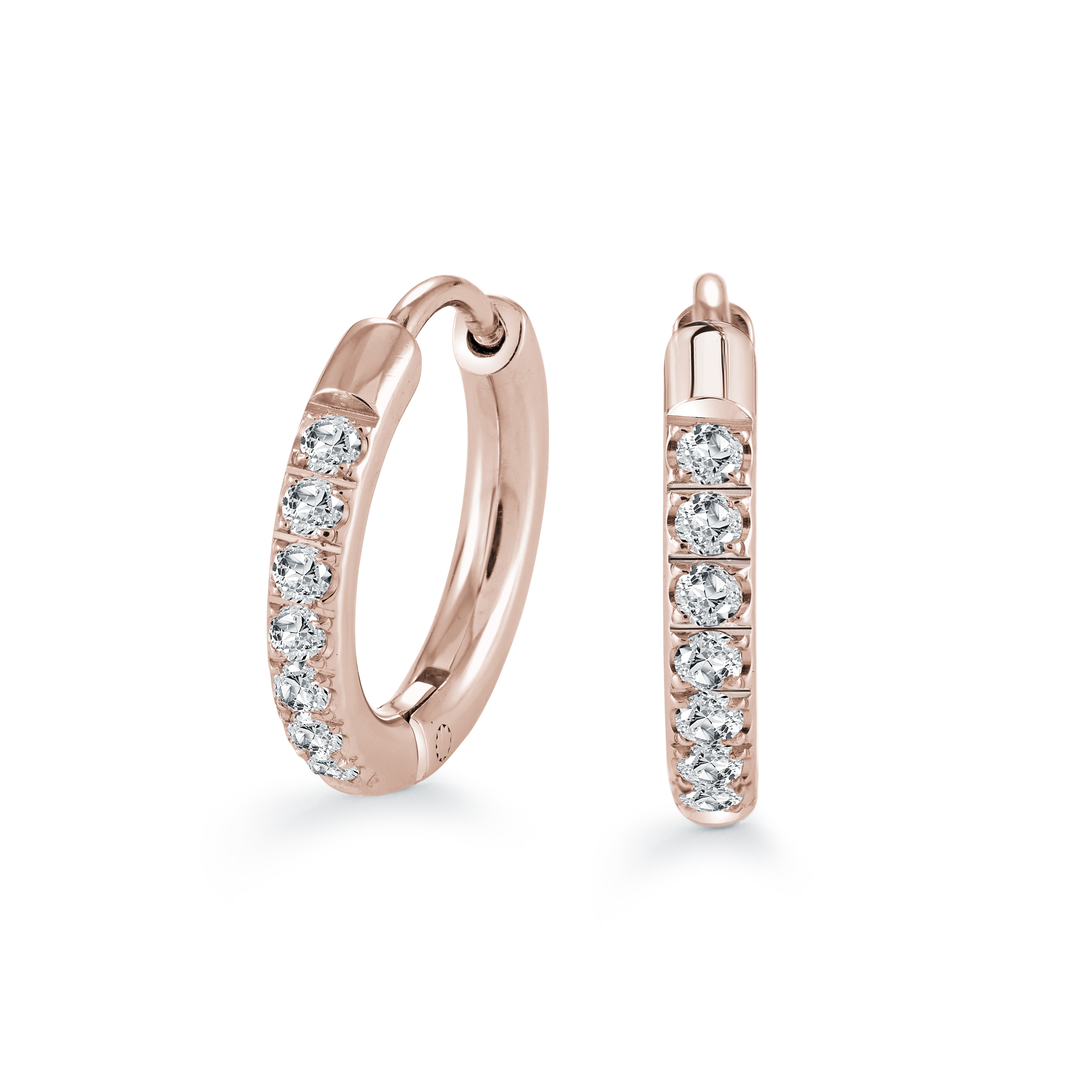 Boucles d'oreilles créoles classiques en zircone cubique de 14 mm